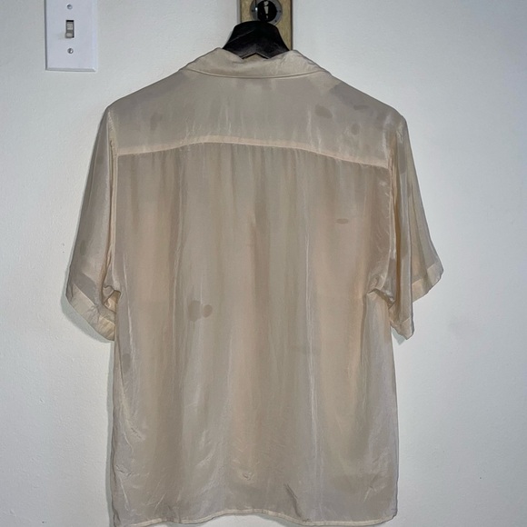 Balenciaga Vinyage Silk Short Sleeve Button Down cream top - Picture 4 of 9